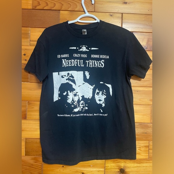 Other - Steven King Needful Things Movie T-shirt Gibsons BC. Size M
